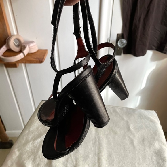 BCBG Max Azria sling Velcro heels size 38 / 7.5 - Picture 5 of 9